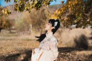 木棉棉《山川如酒》主题写真：35张全套美图