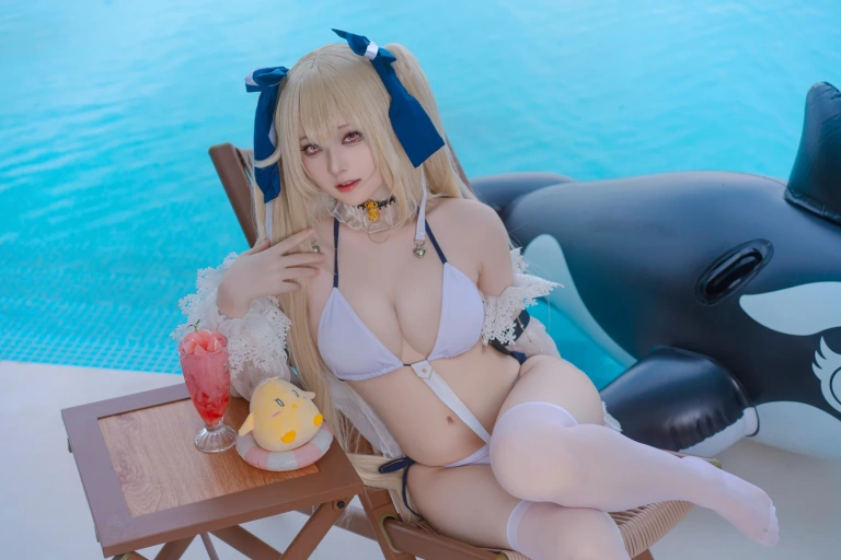 屿鱼《碧蓝航线 安克雷奇 泳装》主题写真：38张全套美图