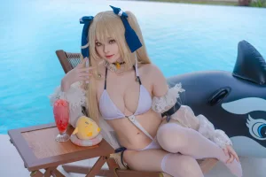 屿鱼《碧蓝航线 安克雷奇 泳装》主题写真：38张全套美图