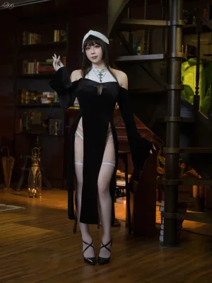 皮皮奶《七三修女》主题写真：79张全套美图，含1个视频