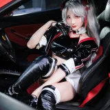 瓜希酱&Momoko葵葵《碧蓝航线 欧根&企业 赛车女郎》主题写真：58张全套美图