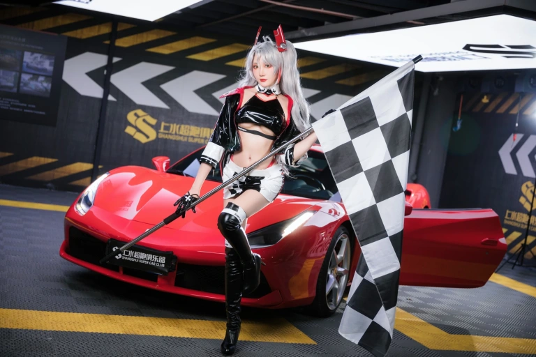 瓜希酱&Momoko葵葵《碧蓝航线 欧根&企业 赛车女郎》主题写真：58张全套美图