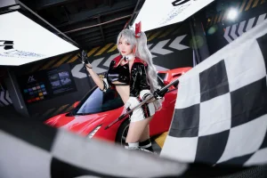 瓜希酱&Momoko葵葵《碧蓝航线 欧根&企业 赛车女郎》主题写真：58张全套美图