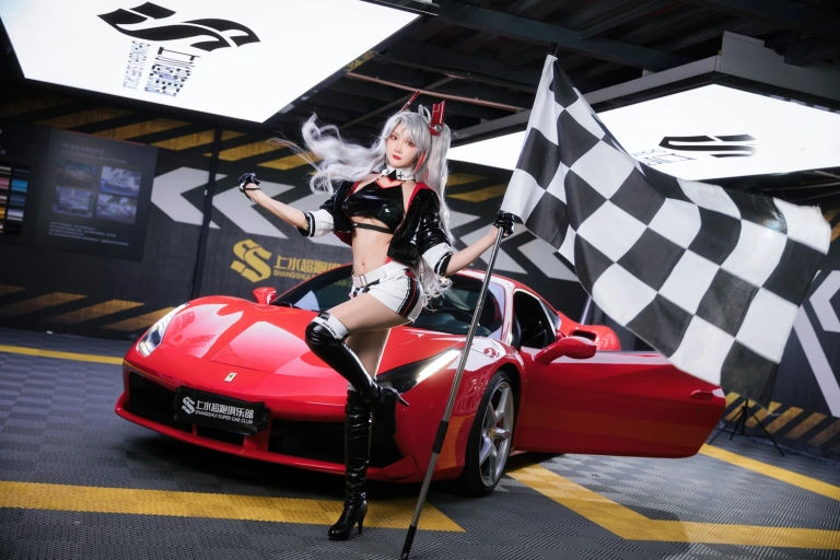瓜希酱&Momoko葵葵《碧蓝航线 欧根&企业 赛车女郎》主题写真：58张全套美图