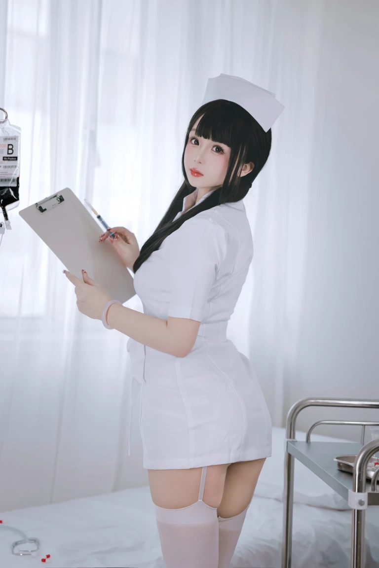 日奈娇(椎名莜)《诊所护士》主题写真：147张全套美图，含2个视频