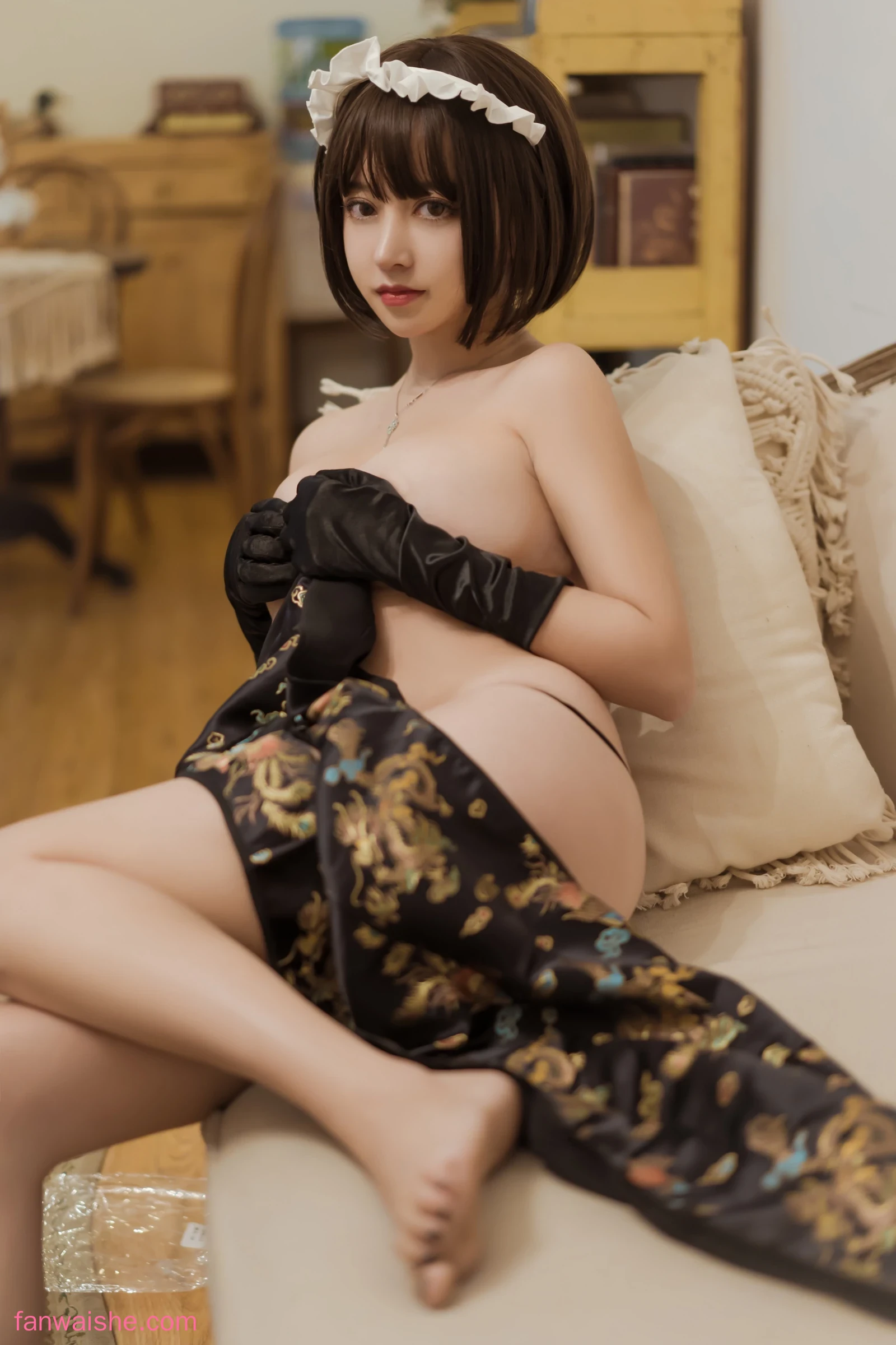 过期米线线喵 过期米线线喵 NO.082 - 黑色旗袍