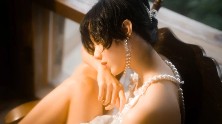 木棉棉《花束里的浪漫》主题写真：48张全套美图