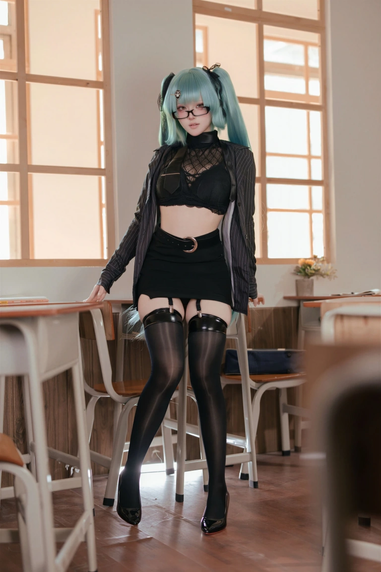 屿鱼《NIKKE 胜利女神 普丽瓦蒂 严厉教诲》主题写真：60张全套美图