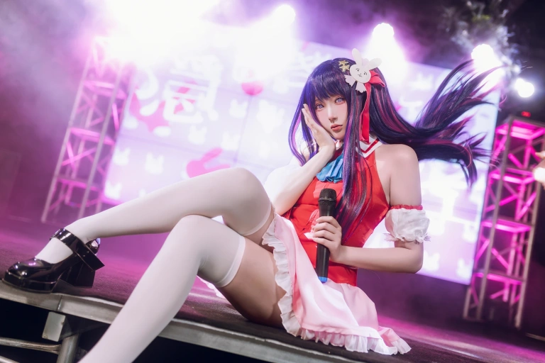 瓜希酱《我推的孩子 星野爱》主题写真：18张全套美图
