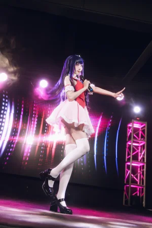 瓜希酱《我推的孩子 星野爱》主题写真：18张全套美图