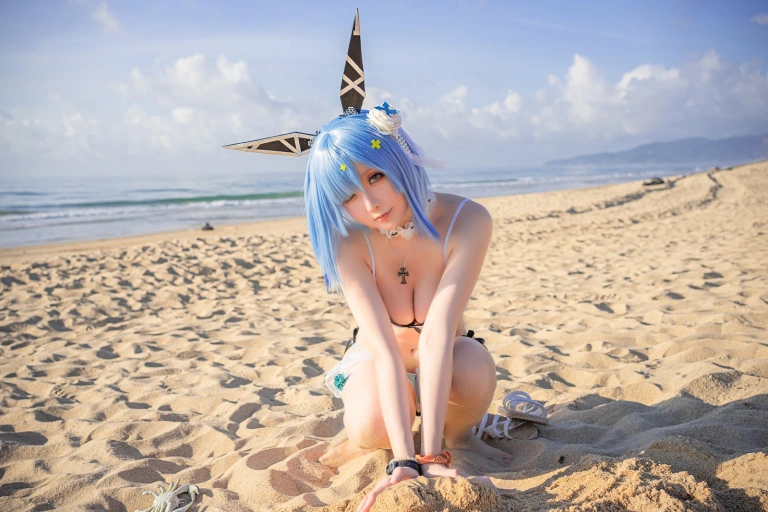 星之迟迟《《鸣夏》 加斯科涅》主题写真：25张全套美图