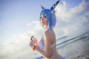 星之迟迟《《鸣夏》 加斯科涅》主题写真：25张全套美图