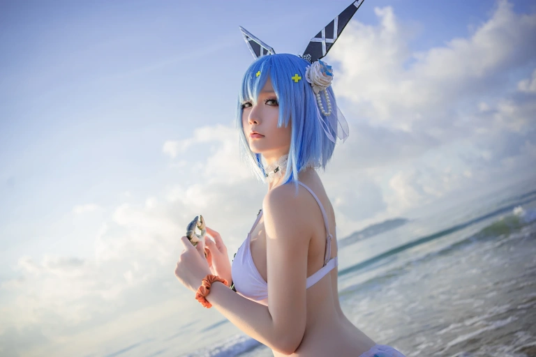 星之迟迟《《鸣夏》 加斯科涅》主题写真：25张全套美图