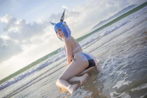 星之迟迟《《鸣夏》 加斯科涅》主题写真：25张全套美图