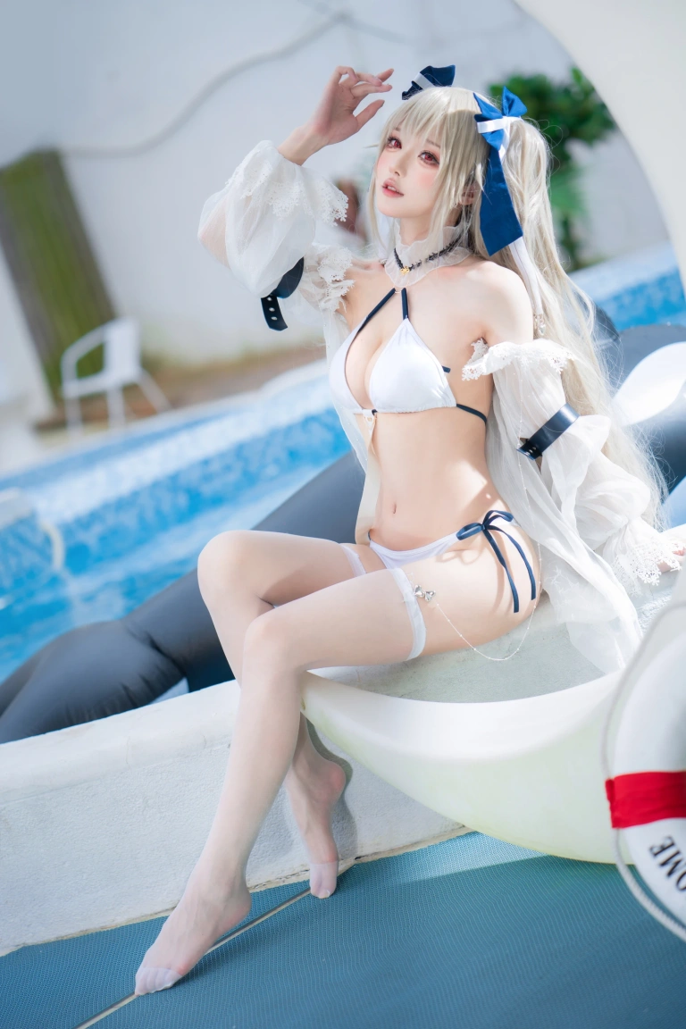 阿包也是兔娘《安克雷奇泳装》主题写真：36张全套美图