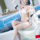 阿包也是兔娘《安克雷奇泳装》主题写真：36张全套美图