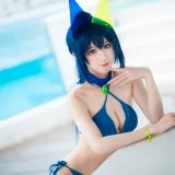 阿包也是兔娘《花园泳装》主题写真：35张全套美图