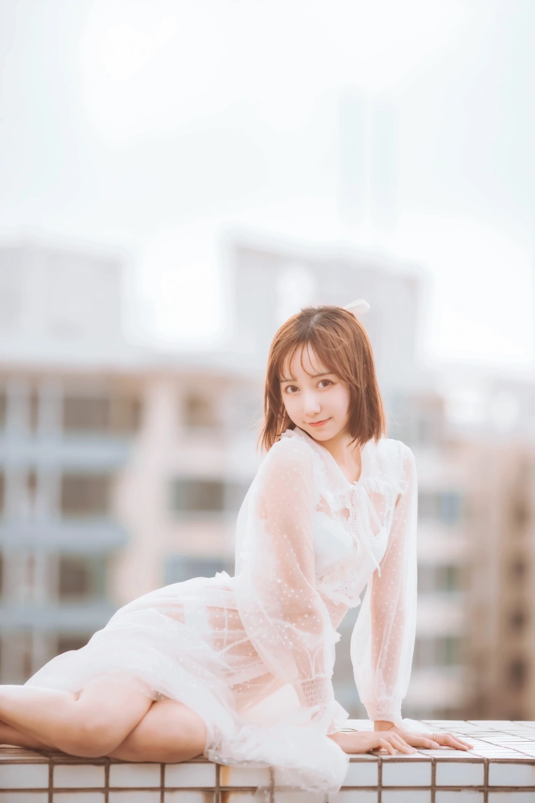 木棉棉《天台》主题写真：38张全套美图
