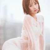 木棉棉《天台》主题写真：38张全套美图