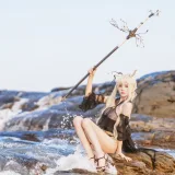 桜桃喵《闪灵泳衣》主题写真：42张全套美图