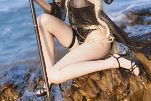 桜桃喵《闪灵泳衣》主题写真：42张全套美图