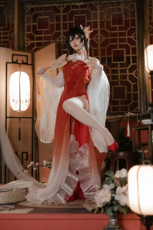 屿鱼《碧蓝航线 镇海 锦帐良宵》主题写真：65张全套美图