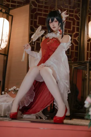屿鱼《碧蓝航线 镇海 锦帐良宵》主题写真：65张全套美图