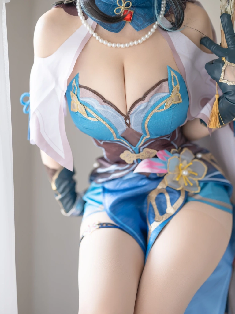 小仓千代《[Patreon] 2024年02月套图会员合集》主题写真：142张全套美图