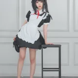 面饼仙儿《左轮女仆》主题写真：15张全套美图