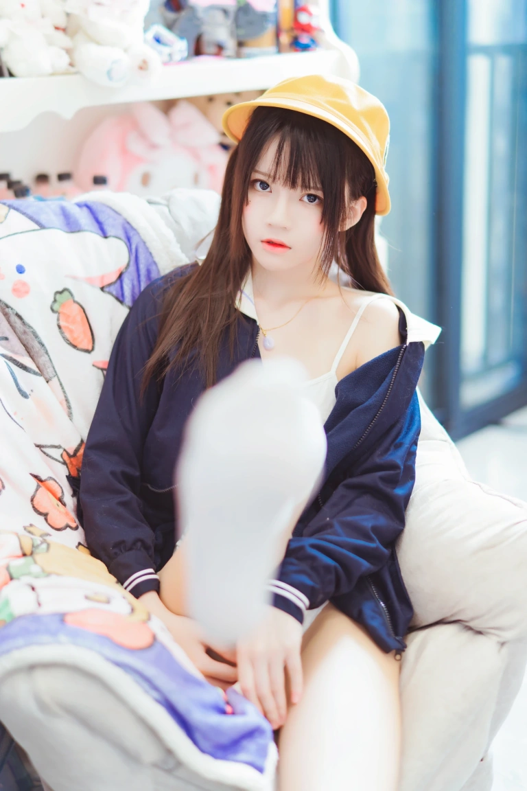 桜桃喵《桜桃未熟3 奶桃桃》主题写真：102张全套美图