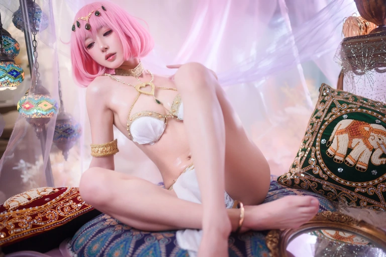 阿包也是兔娘《梦梦舞娘》主题写真：42张全套美图