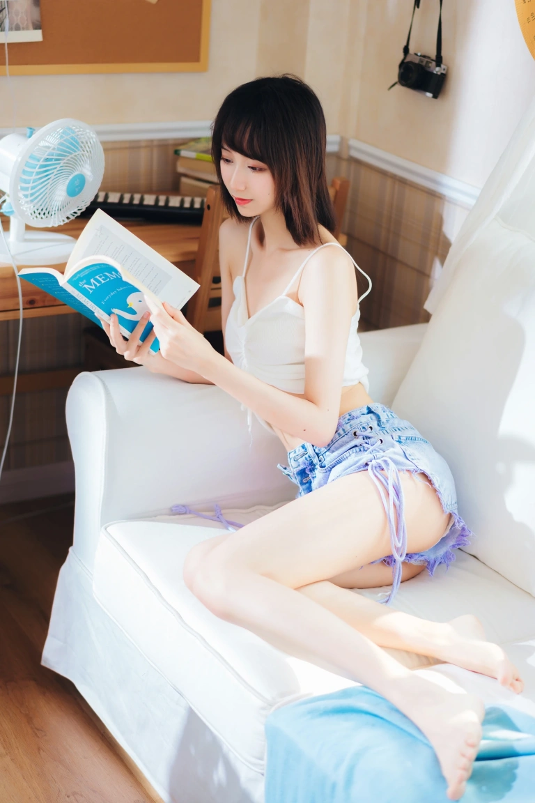 木棉棉《心动模式》主题写真：43张全套美图