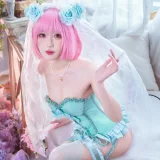 阿包也是兔娘《梦梦 婚纱内衣》主题写真：33张全套美图