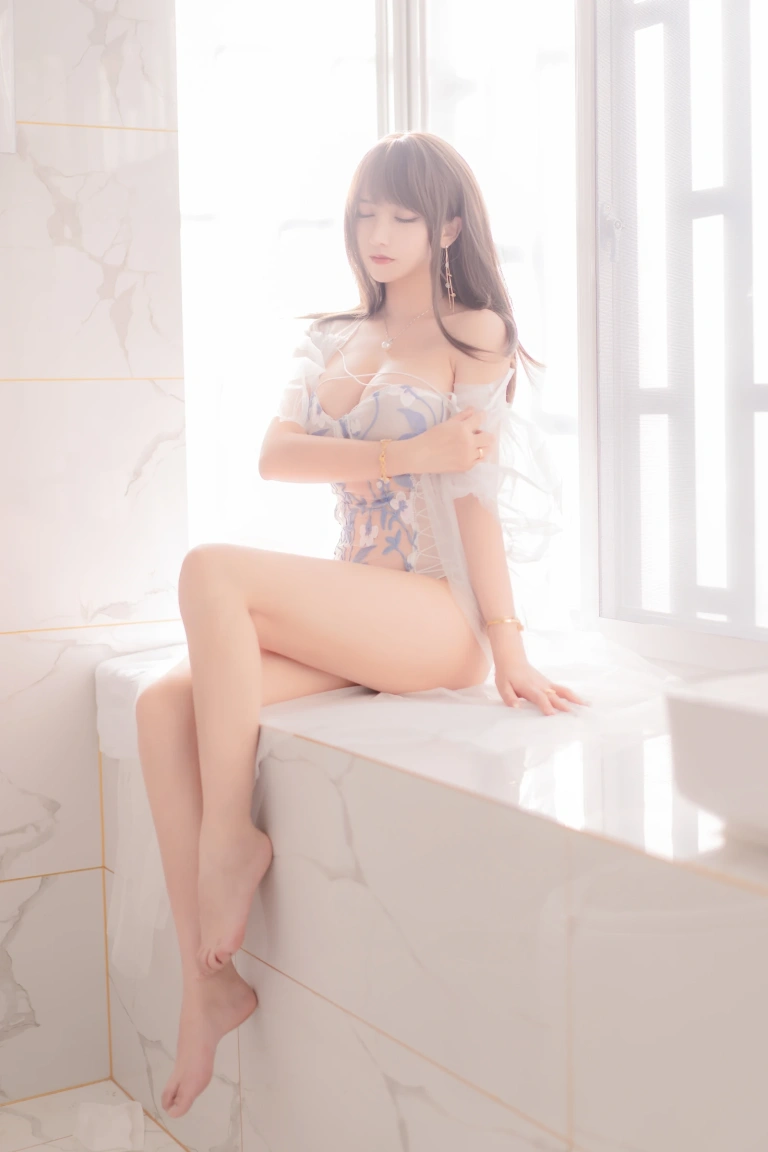过期米线线喵《午后》主题写真：68张全套美图