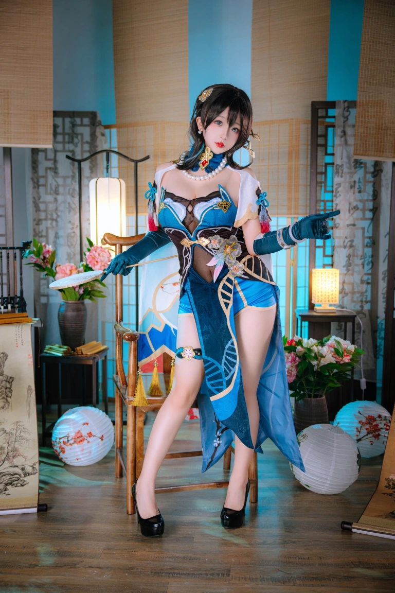 日奈娇(椎名莜)《阮梅》主题写真：30张全套美图