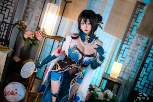 日奈娇(椎名莜)《阮梅》主题写真：30张全套美图