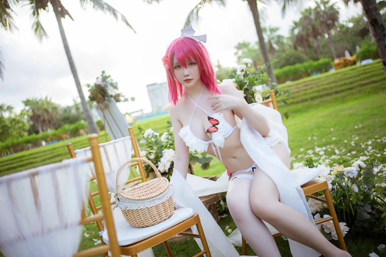 星之迟迟《《鸣夏》 黑太子》主题写真：30张全套美图