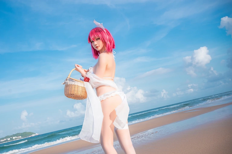 星之迟迟《《鸣夏》 黑太子》主题写真：30张全套美图
