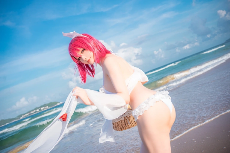 星之迟迟《《鸣夏》 黑太子》主题写真：30张全套美图