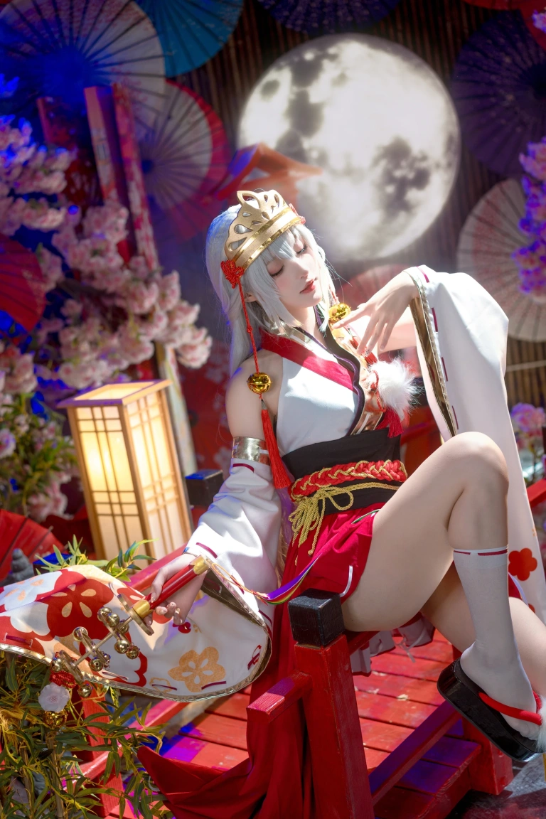 阿包也是兔娘《樱境物语 巫女浴池》主题写真：58张全套美图，含1个视频
