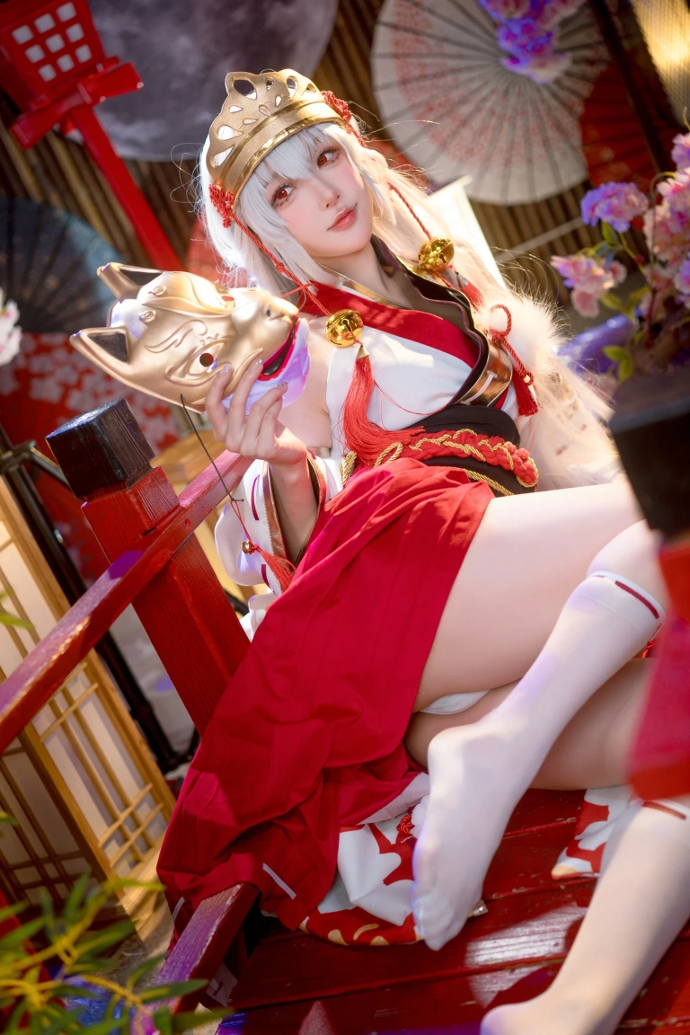 阿包也是兔娘《樱境物语 巫女浴池》主题写真：58张全套美图，含1个视频