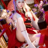 阿包也是兔娘《樱境物语 巫女浴池》主题写真：58张全套美图，含1个视频