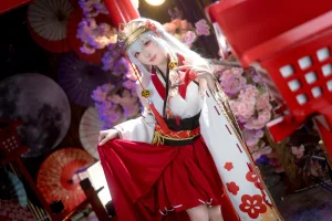阿包也是兔娘《樱境物语 巫女浴池》主题写真：58张全套美图，含1个视频