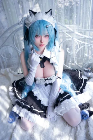 清水由乃《Nikke胜利女神 普利瓦蒂》主题写真：85张全套美图，含1个视频