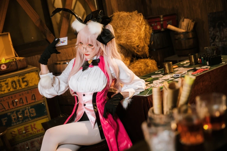 瓜希酱《光之高扬斯卡娅2階》主题写真：30张全套美图