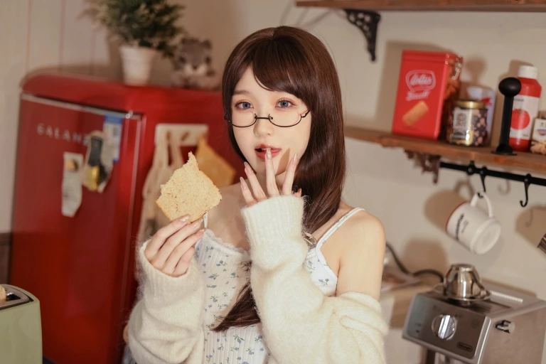阿包也是兔娘《轻熟女》主题写真：34张全套美图