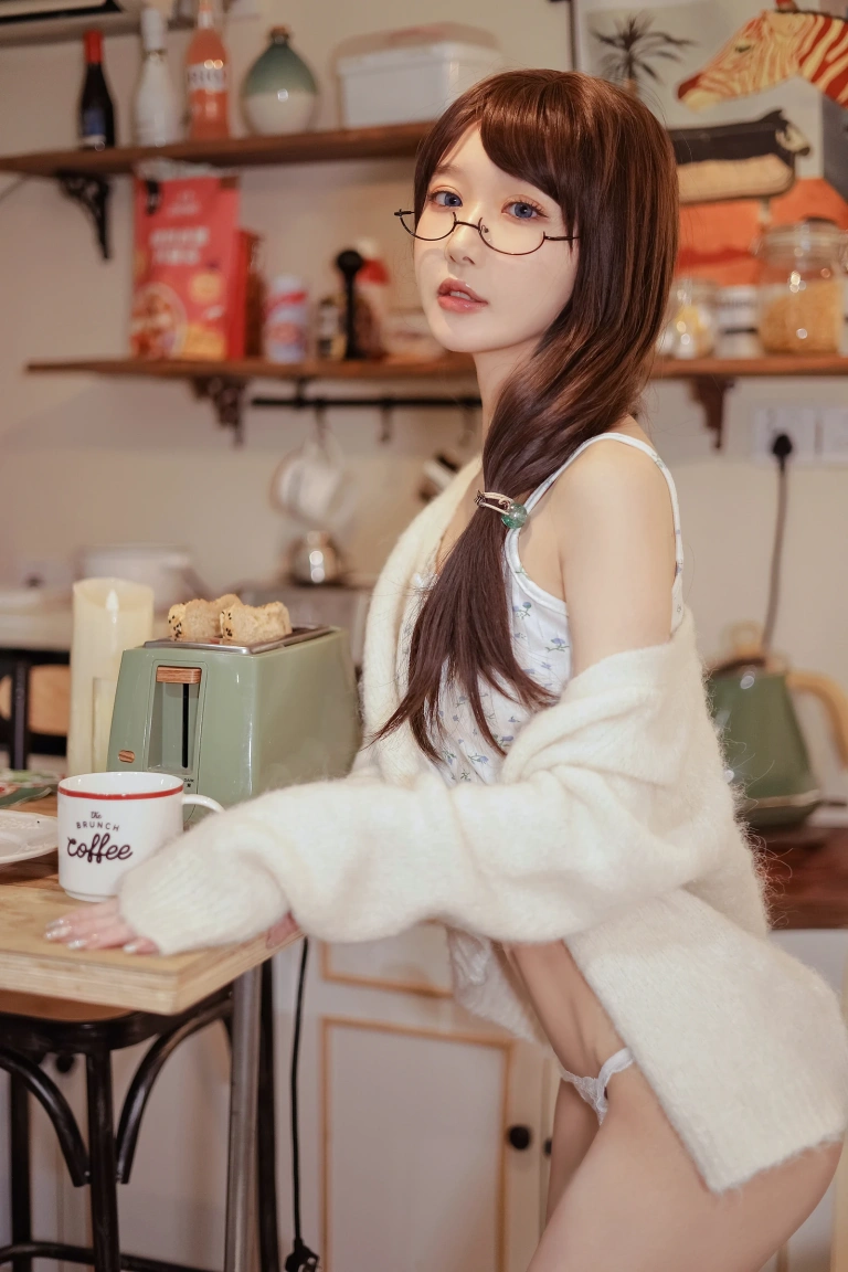 阿包也是兔娘《轻熟女》主题写真：34张全套美图
