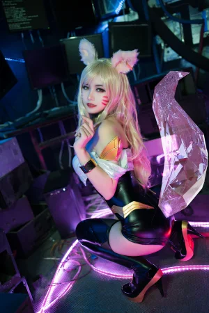 小仓千代《舰长图包 kda阿狸》主题写真：20张全套美图
