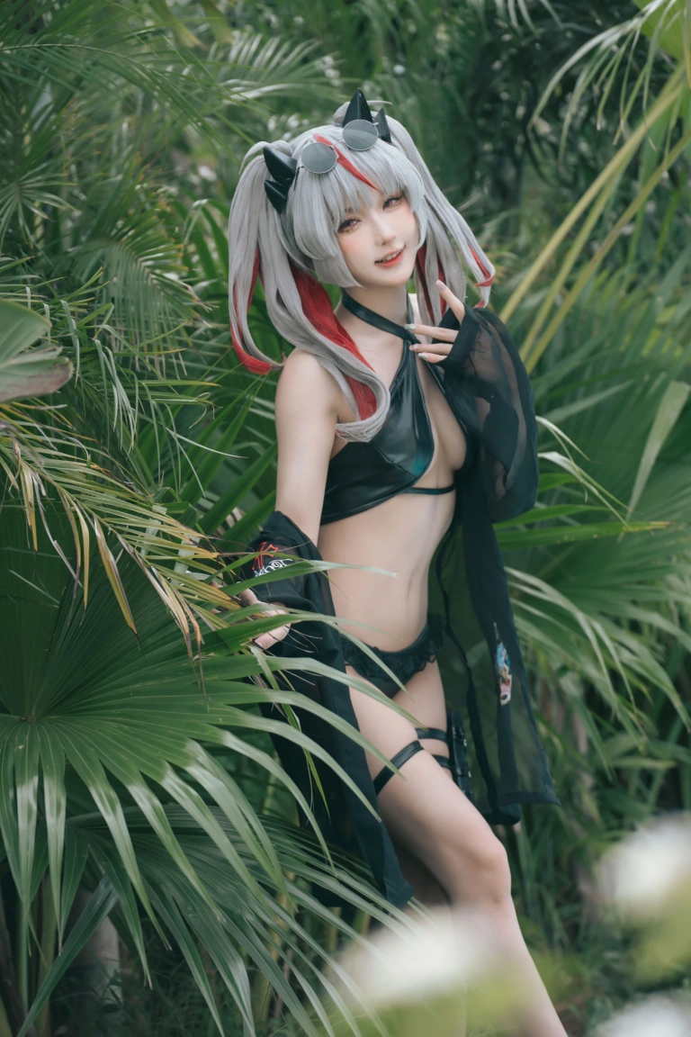 阿包也是兔娘《碧蓝航线 阿诺德》主题写真：38张全套美图