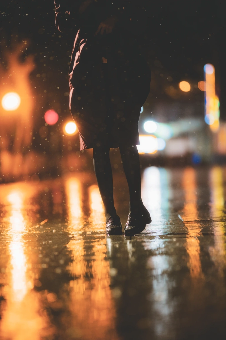 桜桃喵《桜桃未熟3 雨下》主题写真：43张全套美图